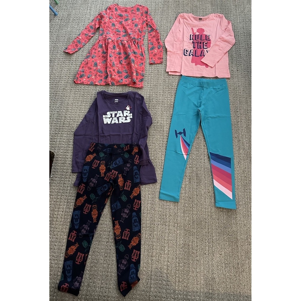 Disney Girls Medium Star Wars Five Piece Set mixing Match Outfit set